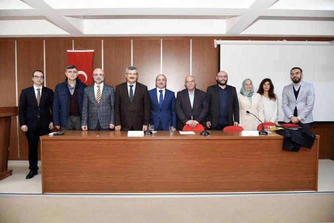 Afyonkarahisar’da, “İ̇nsan Haklarını Koruma Mekanizmaları” Paneli Gerçekleştirildi