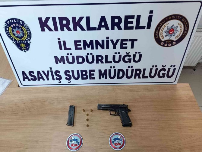 Şüphe Üzerine Durdurulan 5 Kişi De Uyuşturucu Ele Geçirildi