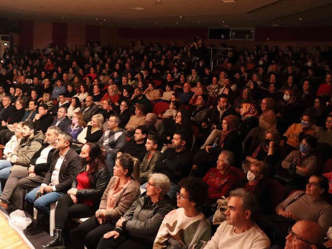 Moliere’in Cimri’si Nazilli’de Sahnelendi