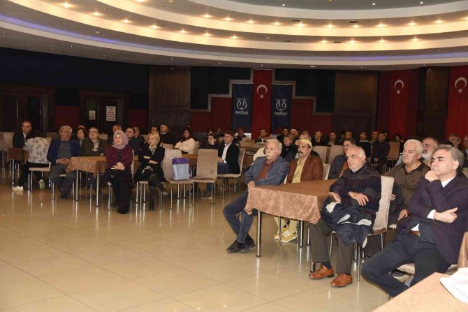 Prof. Dr. Halaçoğlu, "Akdeniz Ve Türkiye’deki Gelişmeler" Konferansında Konuştu