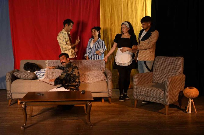 "Beni Kim Öldürdü" İzleyiciyle Buluştu