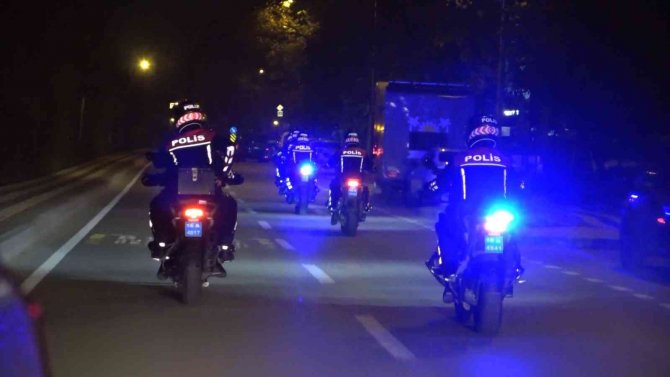 Bursa’da Yunus Timlerinden Nefes Kesen Operasyon