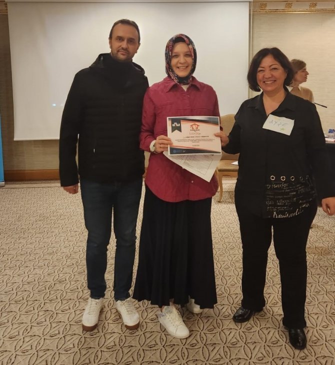 Bu Okulda Aile Olmanın Kuralları Anlatılıyor