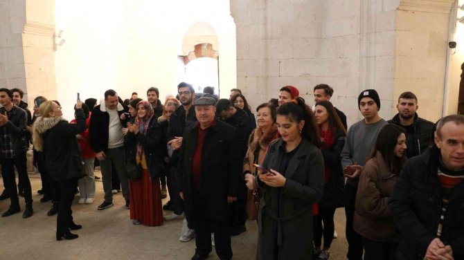 Üniversite Öğrencileri Sultan Iı. Bayezid Külliyesi Sağlık Müzesinde Konser Verdi