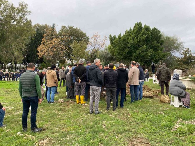 Selver Hemşire Gözyaşları Eşliğinde Toprağa Verildi
