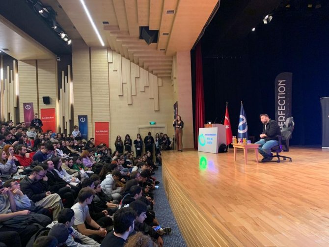 Anadolu Üniversitesi’nde Türkiye’nin En Büyük Öğrenci Etkinliklerinden Birisine İmza Atıldı