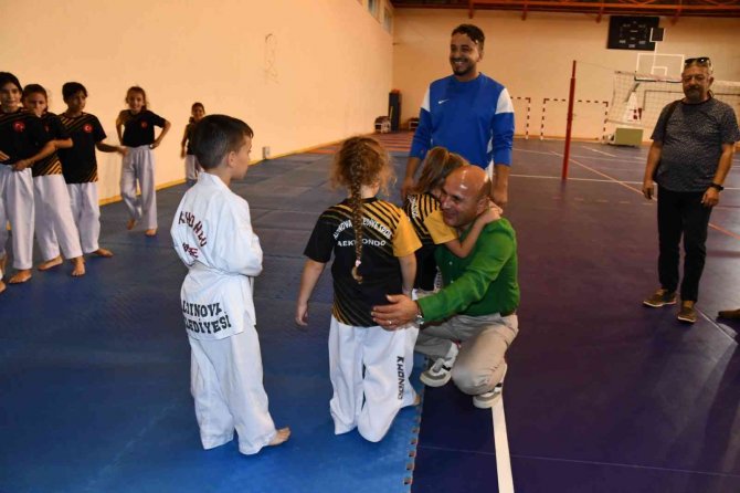 Sporcu Fabrikası Altınova