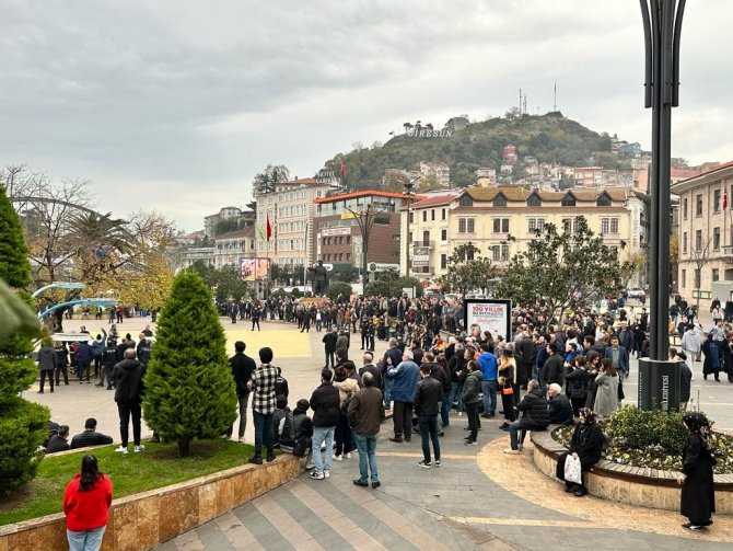 İ̇ntihar Girişimini Film Gibi İzlediler