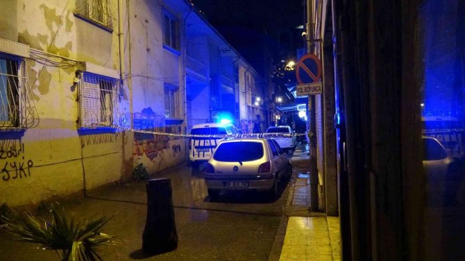 İ̇zmir’de Silahlı Saldırı Sonucu 1 Kişi Yaralandı