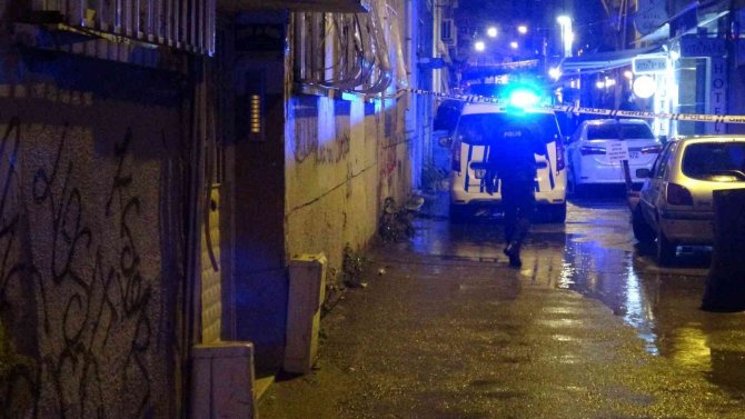 İ̇zmir’de Silahlı Saldırı Sonucu 1 Kişi Yaralandı