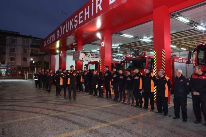 Kayseri İ̇tfaiyesi Sel Bölgesine Gidiyor