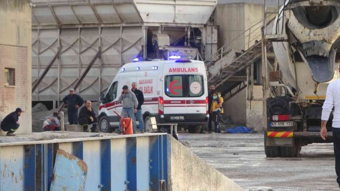 Çalıştığı Makineye Sıkışan İşçi Hayatını Kaybetti
