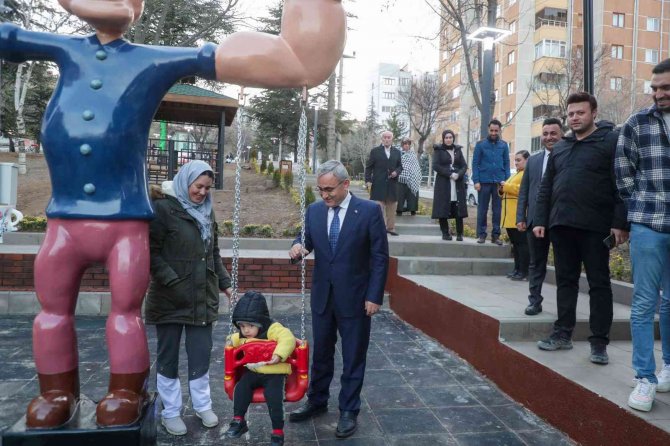 Kütahya’da Zeybekler Parkı Açıldı