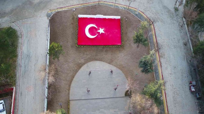 Kütahya’da Zeybekler Parkı Açıldı