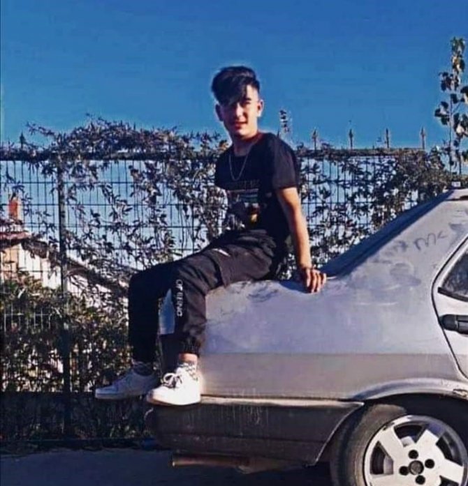 Hamile Teyzesini Korumak İsterken Öldürüldü