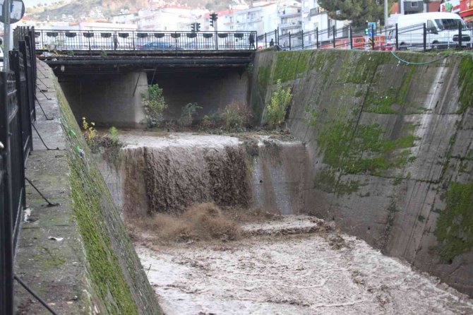 Doğanın Gücü İnsanlık Ayıbını Örtmeye Yetmedi
