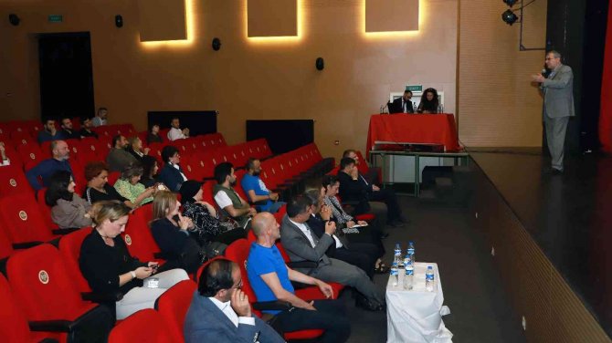 Sosyal Ve Beşerî Bilimlerde Yenilikçi Çözümler Araştırma Projeleri Destek Programı Tanıtımları Tamamlandı