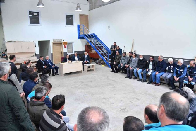 Başkan Genç, Belediye İşçileriyle Bir Araya Geldi