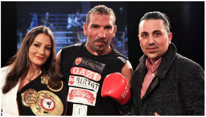 Fırat Arslan, Eski Güney Amerika Şampiyonuna Karşı