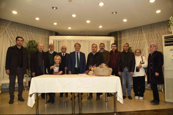 Prof. Dr. Halaçoğlu, "Akdeniz Ve Türkiye’deki Gelişmeler" Konferansında Konuştu