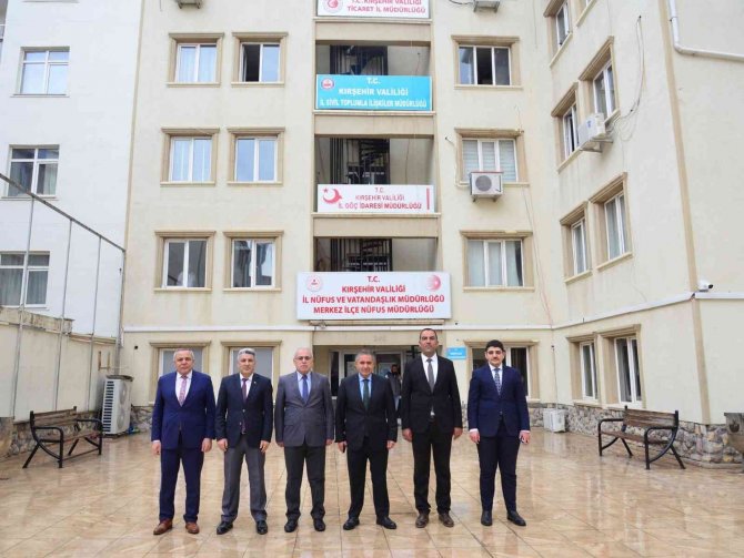 Vali Mete Buhara Kamu Kurumlarında İnceleme Yaptı