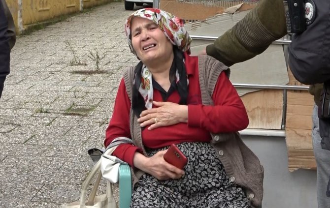 Antalya’da Balkondan Düşen Kadın Ağır Yaralandı
