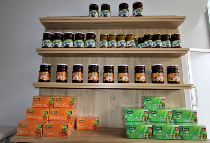 Yöresel Ürünler Ve Turşu Fabrikası Üretiyor, Bayburt Kazanıyor