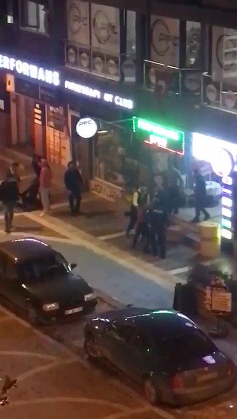 Sokak Ortasında Böyle Kurşun Yağdırdılar