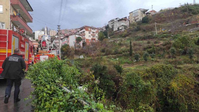 Alkollü Olduğu İddia Edilen Şahıs Ekipleri Mahalleye Topladı