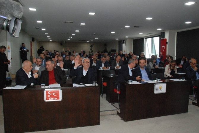 Akgedik’ten "Kuzey İlçelerinin Yolu Otoyola Bağlansın" Önerisi