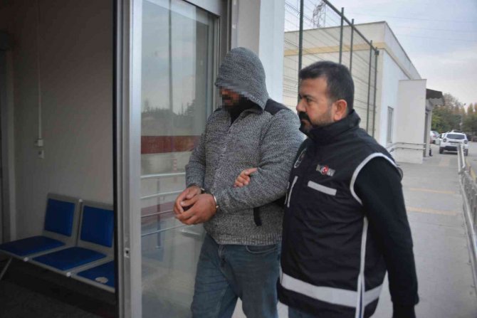 Adana’da Sahte Para Ve Ayarı Düşük Altın Operasyonu