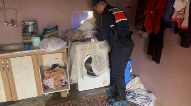 Jandarmadan 11 Adrese Eş Zamanlı ‘Kaçakçılık’ Operasyonu
