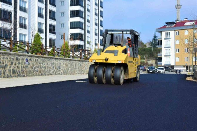 Başkan Tören: “Mahallelerimizde Alt Ve Üstyapı Çalışmalarımızı Sürdürüyoruz”
