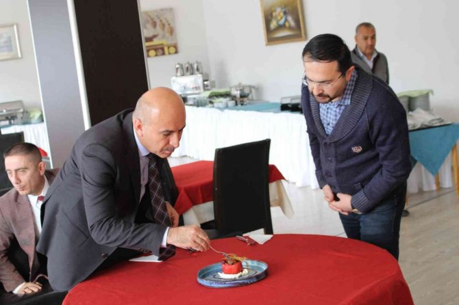 Önce Yaptılar, Sonra Servis Ettiler
