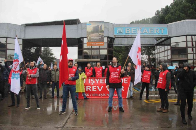Erteleme Kararına Rağmen Greve Çıktılar