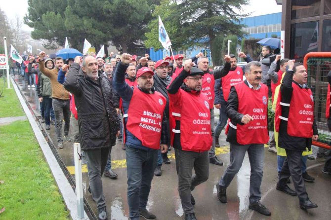 Erteleme Kararına Rağmen Greve Çıktılar