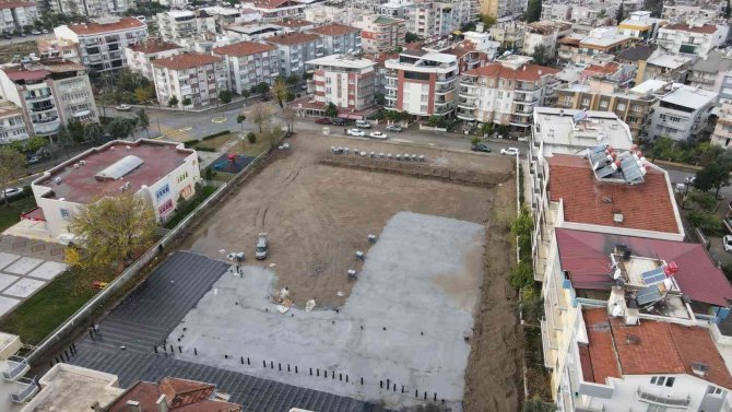 Efeler’e Yeni Pazar Yeri Kuruluyor