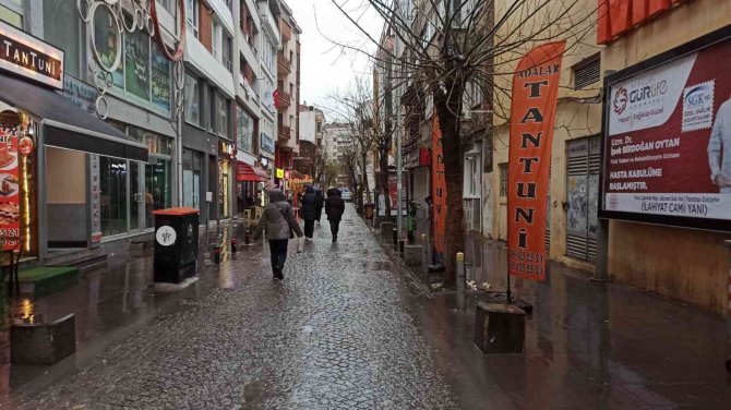 Eskişehir Sağanak Yağışı Hazırlıklı Karşıladı