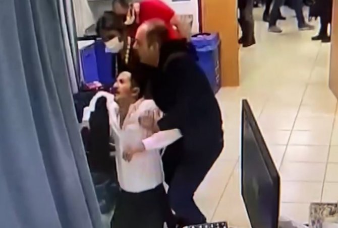 "Serum Geç Geldi" İddiasıyla Hastanede Terör Estirdiler: 7 Yaralı, 4 Gözaltı