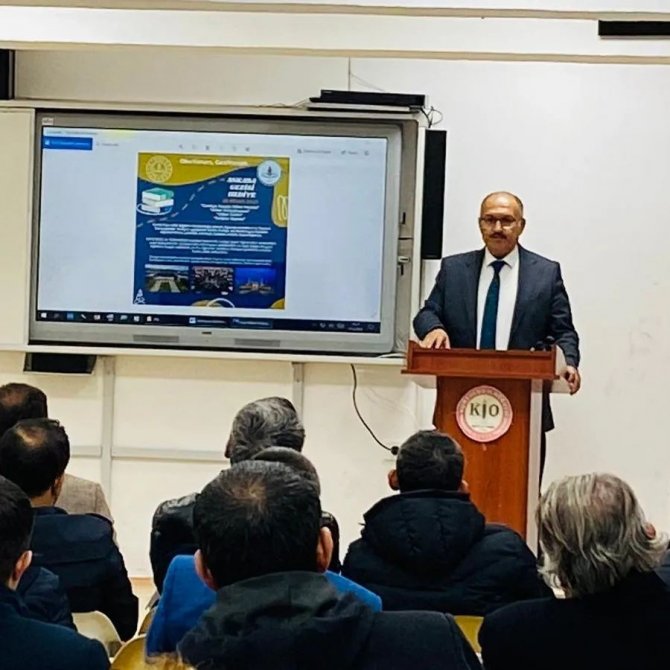 Gediz’de "Okuyorum, Geziyorum" Projesi Tanıtıldı