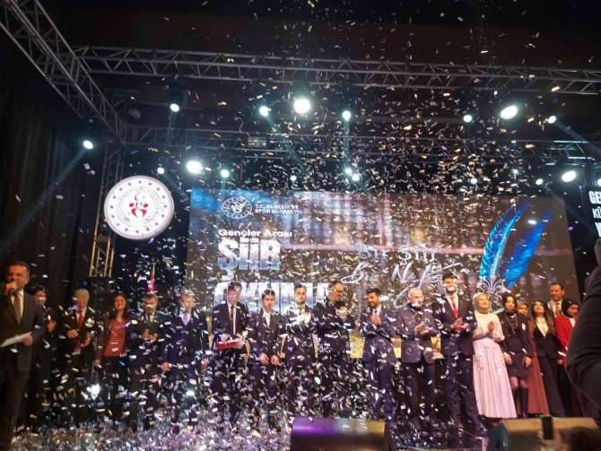 Güçlü Sesiyle Türkiye Üçüncüsü Oldu