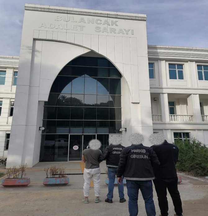 Giresun’da “Uyuşturucu Madde Ticareti Yapmak” Suçundan İki Kişi Tutuklandı