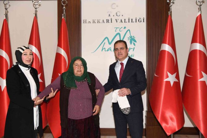 İ̇neği Telef Olan Nafiye Anneye Devlet Desteği