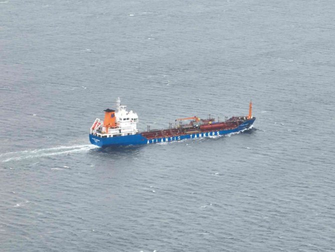 Ham Petrol Yüklü Gemiler, Kısmi Olarak İ̇stanbul Boğazı’ndaki Geçişine Devam Ediyor