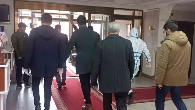 Emekli Öğretmen 2 Aydır Kaldığı Öğretmenevindeki Odasında Ölü Bulundu