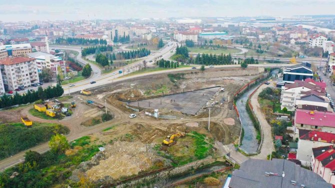 Gölcük Şehirlerarası Otobüs Terminali’nde Temel Hazırlığı