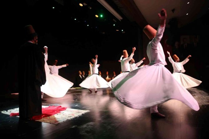 Hazreti Mevlana "Sema Mukabelesi" İle Anıldı