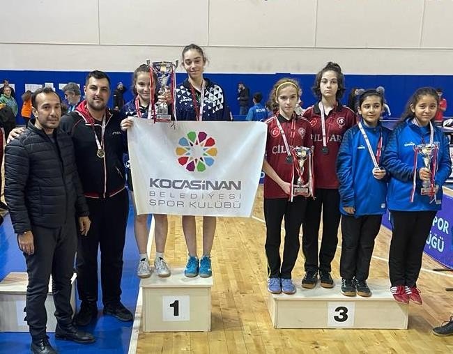 Kocasinan Masa Tenisi Takımları Zirvede