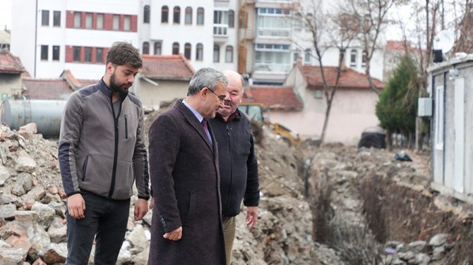 Kütahya 30 Ağustos İ̇ş Merkezi Ve Zanaat Çarşısı İnşaatında Hafriyat Çalışmaları Başladı