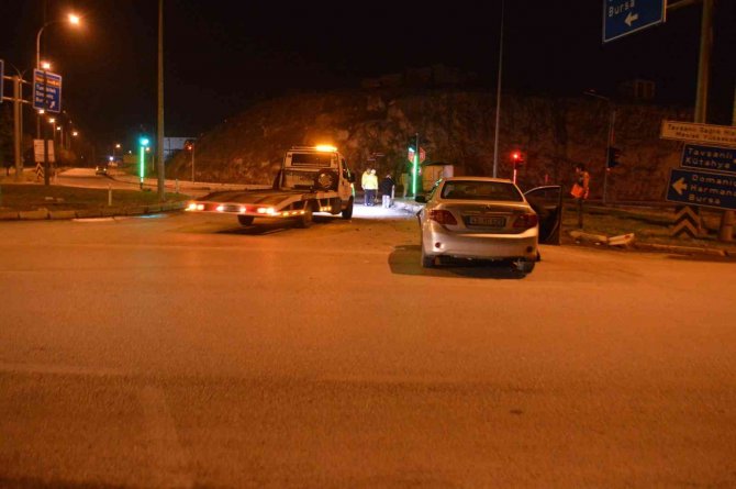 Tavşanlı’da Trafik Kazası: 3 Yaralı